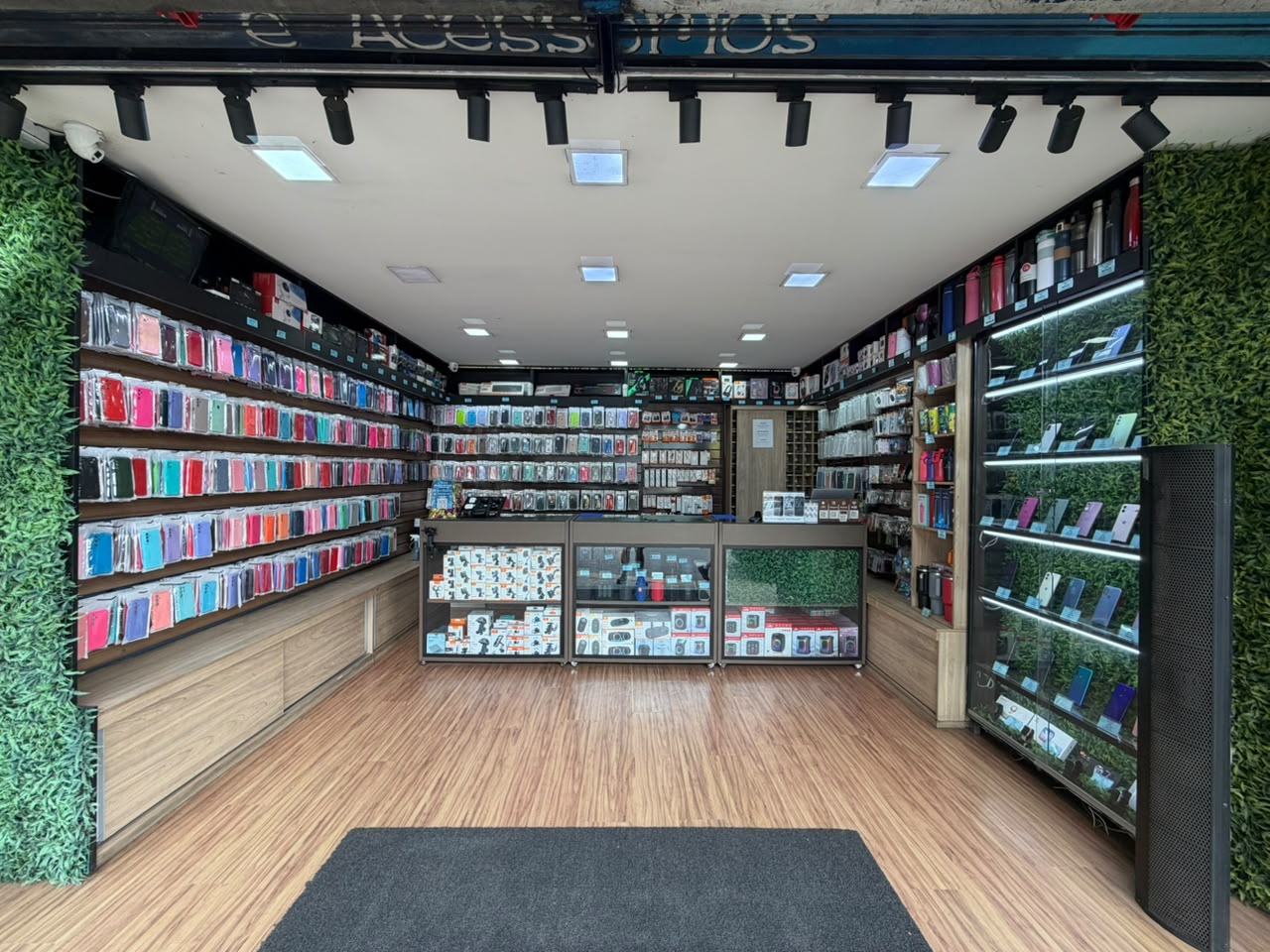 Interior da Next Celulares